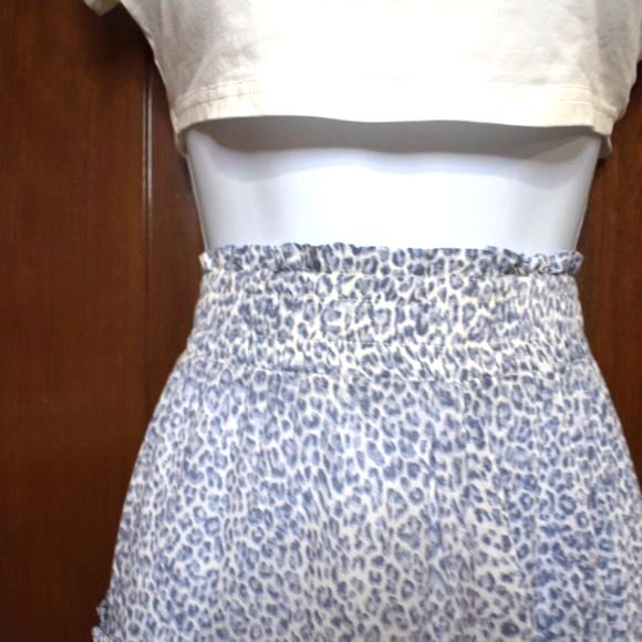 Olivaceous Blue Leopard Tiered Skirt L High Waist Flowy Stretch Boho Trendy - Picture 3 of 13